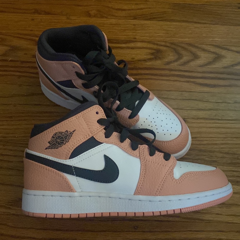 Air Jordan 1 Mid PS 'Pink Quartz